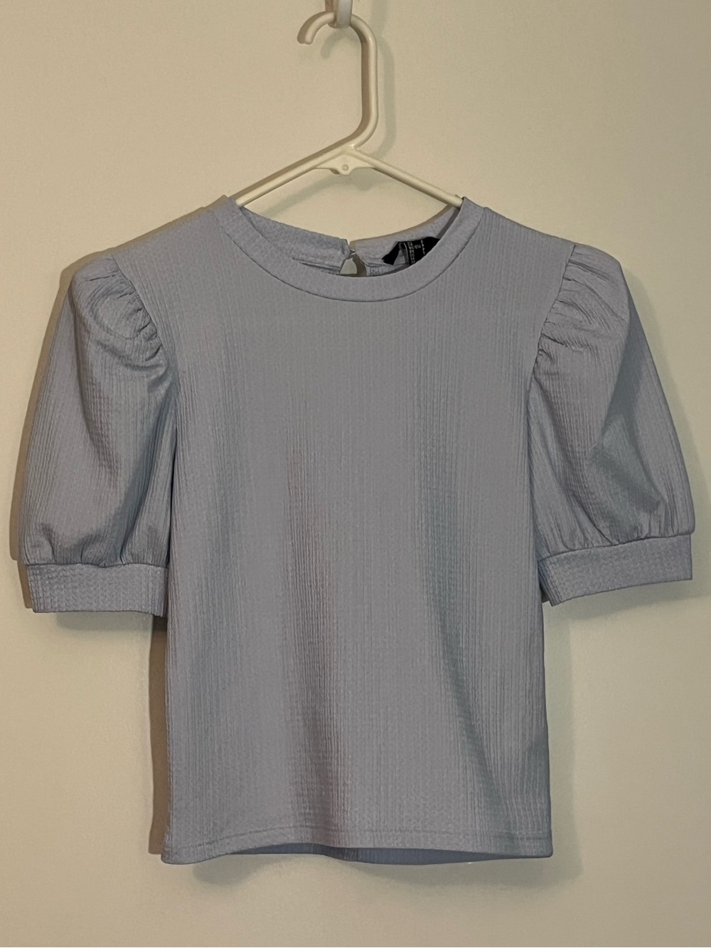 Forever 21 Light Blue Puff-Sleeve Ribbed Crewneck Top